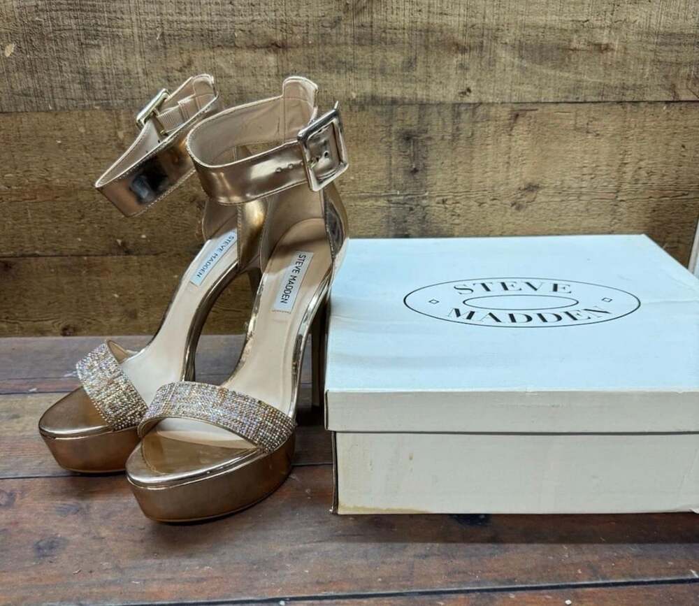 Steve Madden Sultry Size 9.0 Rose Gold Platform Sandals